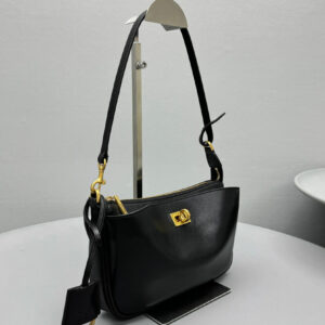 Balenciaga Rodeo Sling Pochette Black